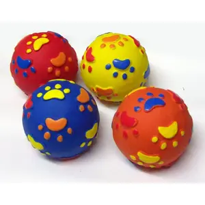 Игрушка для животных Nobby латексный мяч с отпечатками лап, диаметр 7,5 см