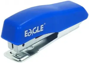 Степлер Eagle 1011A синий — настольный степлер, скрепляет до 8 листов