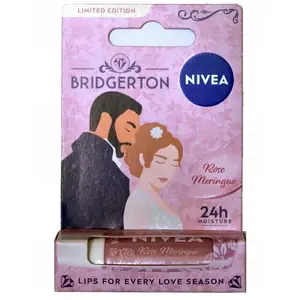 Lūpu balzams Nivea Bridgerton Edition Rose Meringue 4,8 g — kopjošs stienītis