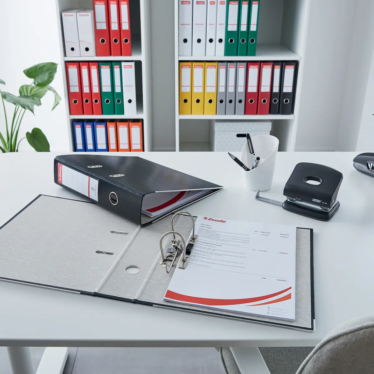 ESSELTE Essentials Lever Arch File A4 72 mm Photo 3
