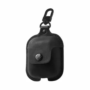 Leather case TwelveSouth AirSnap Case — leather, black, 22 g