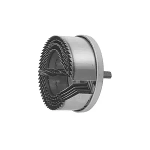 Dekupāžas/atveru zāģis MODECO MN-65-615 — griešanas diapazons 60–95 mm, dziļums 47 mm