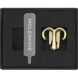 Pin badge Moleskine 'baran' gold – Moleskine decorative enamel pin