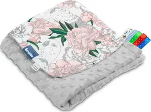 Blanket Sensillo Minky 75×100 cm, gray with floral pattern