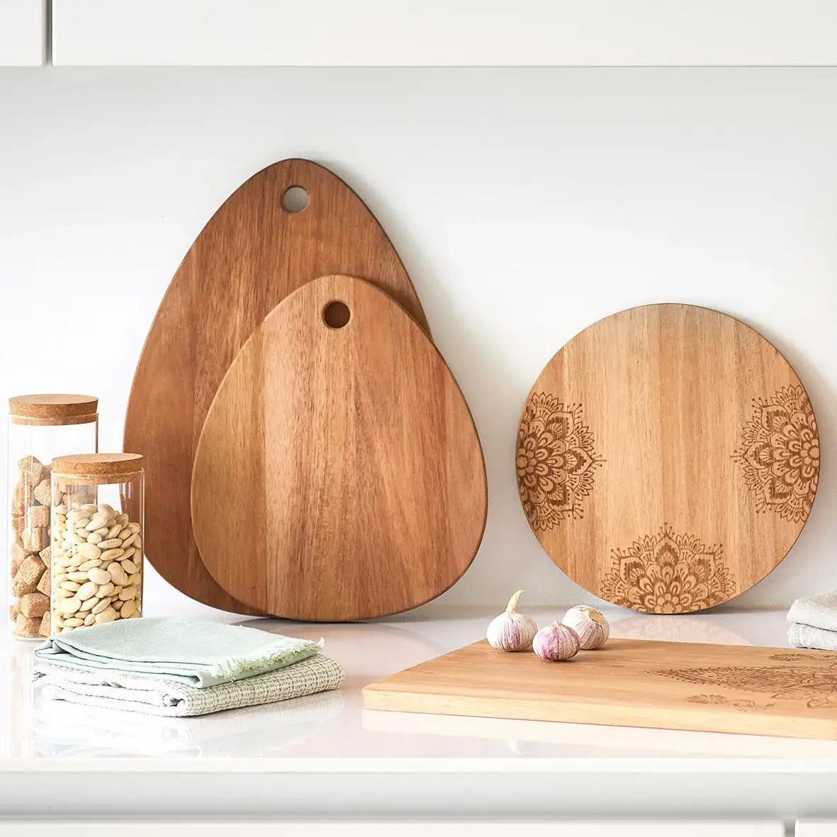 ZELLER 25519 wooden square cutting board Photo 3