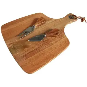 Wooden serving and cutting board Kassel 30 x 22 cm