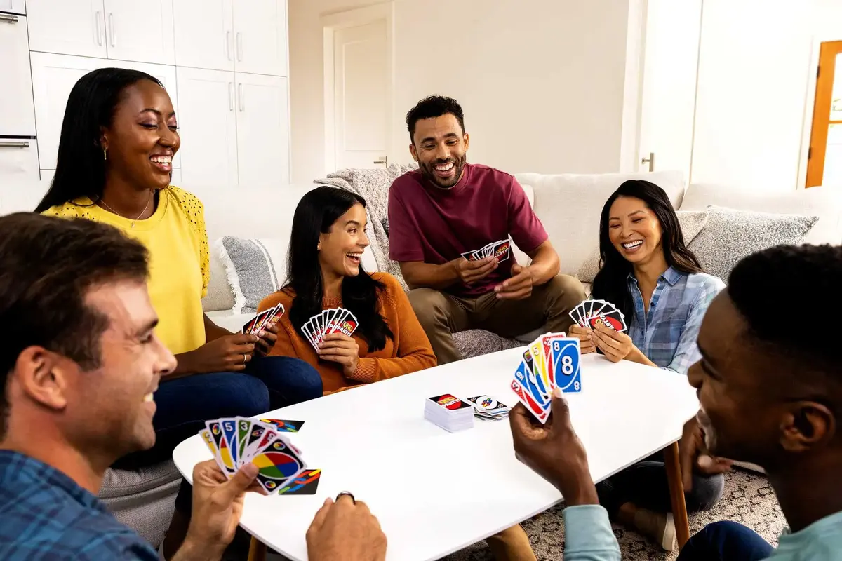 Карточная игра MATTEL UNO Party Family Photo 11