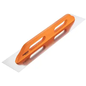 Кельма (мастерок) NEO tools 50-196, деревянная ручка, лезвие 68 см