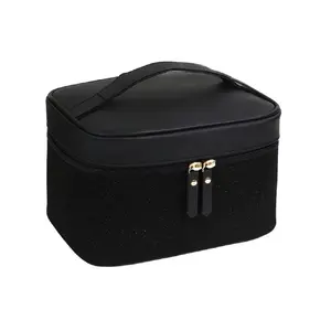 Косметический кейс KILLYS KILLYS_Kuferek kosmetyczny M Black Velvet — компактный средний кейс, отделка Black Velvet