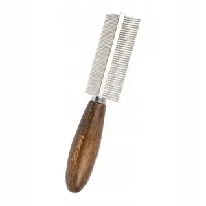 Double-sided pet comb REVLON with metal base, beech wood handle, 38 and 65 pins, size 4 x 18.8 cm