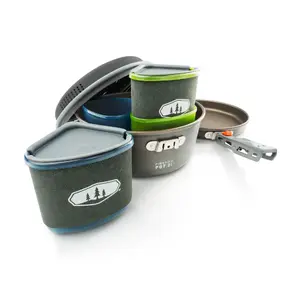 Camping cookware set GSI Outdoors 50180 — 2 L aluminium pot with 2 bowls, silicone and nylon components