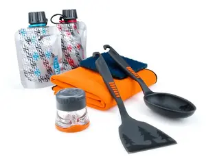 Utensil set GSI Outdoors 90101 — 8-piece camping cutlery, copolyester/nylon/polyethylene/silicone, 190.5×127×63.5 mm