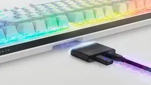Anti‑ghosting un programmējama veiktspēja - vadu USB savienojums