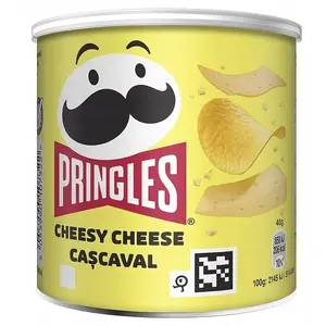 Kartupeļu čipsi Pringles Cheesy Cheese 40 g, gatavs uzkodu iepakojums