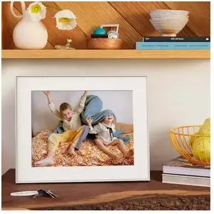 Digital photo frame AURA Walden 15" (38.1 cm) 1600×1200 clay with paper mat