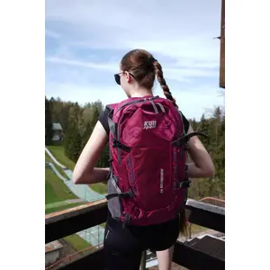 Ceļošanas/sporta mugursoma RG Camp Kub_05-BA40K-RU — sieviešu liela 40 L, rozā, izturīga