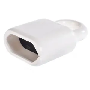 Розетка переносная 2P 2,5A с кольцом Legrand 50311 белая
