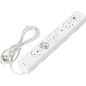 Сетевой удлинитель Energizer ORNO STRIP 5 розеток 2P+Z, 2x USB, кабель 1.5 м, защита от перенапряжения (AE-13234/W/1,5M)