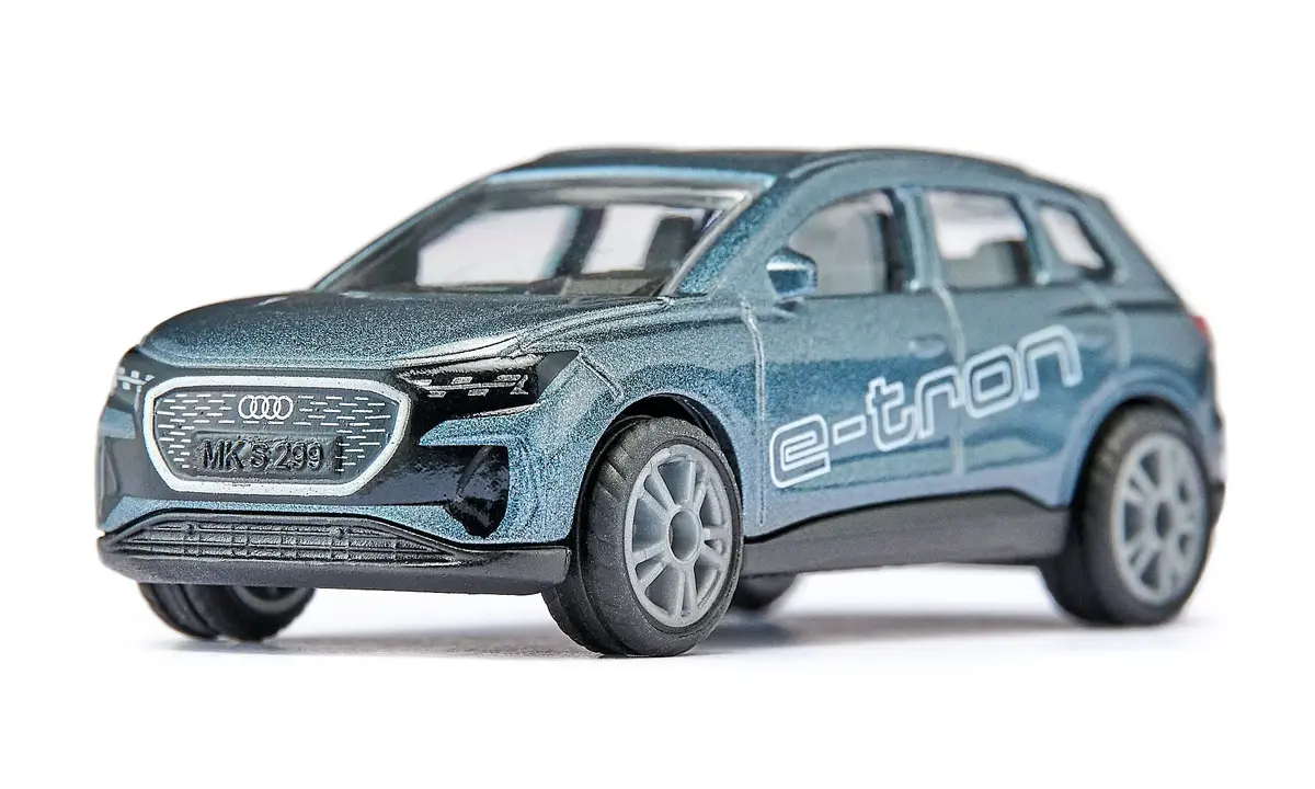 Siku Audi Q4 e-tron klasiskā automodelis Photo 3