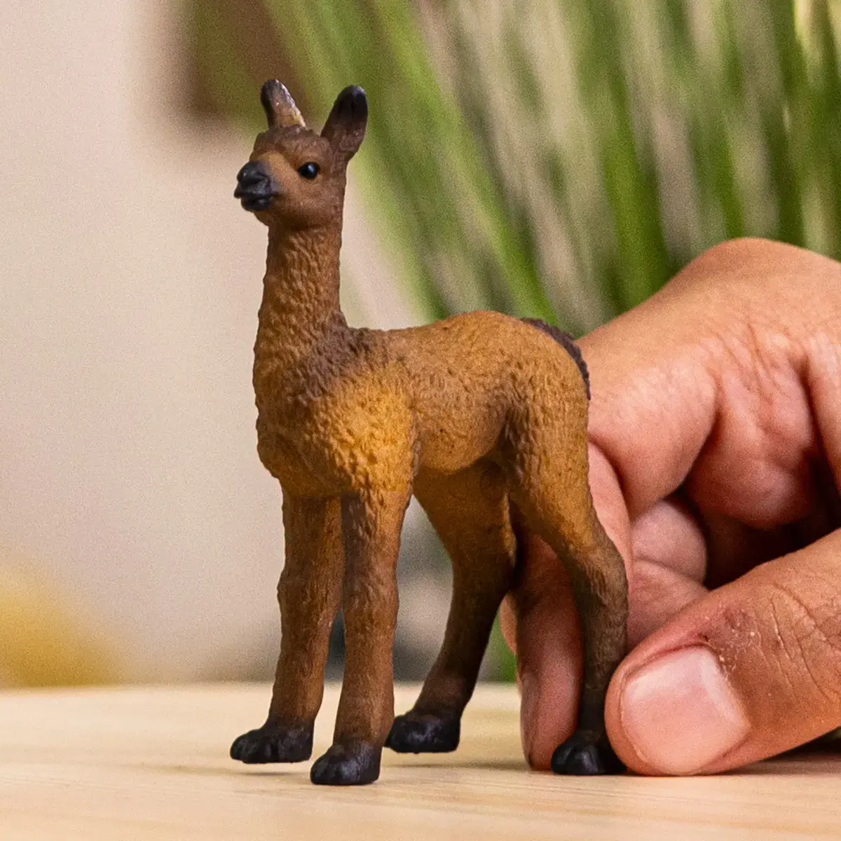 Schleich FARM WORLD — детеныш ламы Photo 2