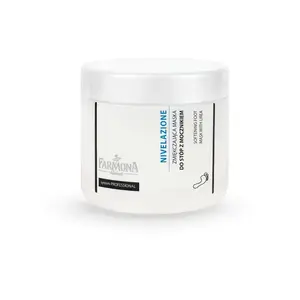 Foot Softening Mask Farmona 500 ml – moisturizing treatment for feet, 500 ml