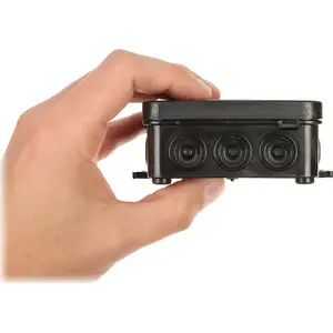 Монтажная коробка ELEKTROPLAST E12 85×85 мм IP55 чёрная безгалогеновая накладная (модель 0297-02)