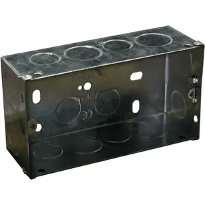 Flush mount box for Audac wallpanel WB50/FS — solid wall installation