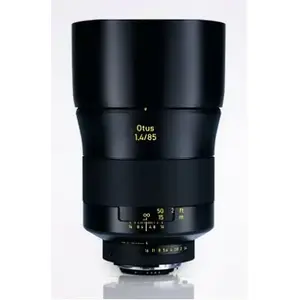 ZEISS Otus 1.4/85 SLR makroobjektīvs — 85 mm f/1.4, 11 elementu/9 grupu, filtrs 92 mm, garums 122 mm, melns