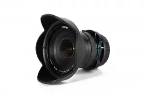 Plaša leņķa makro objektīvs Venus Optics Laowa 15mm f/4 priekš MILC/SLR, savietojams ar Pentax, filtrs 77 mm, garums 64 mm