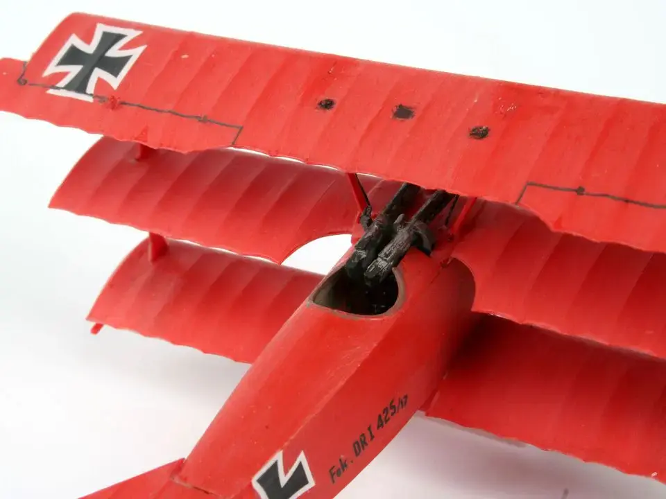 REVELL Fokker DR. 1 Triplane модель 1:72 Photo 2