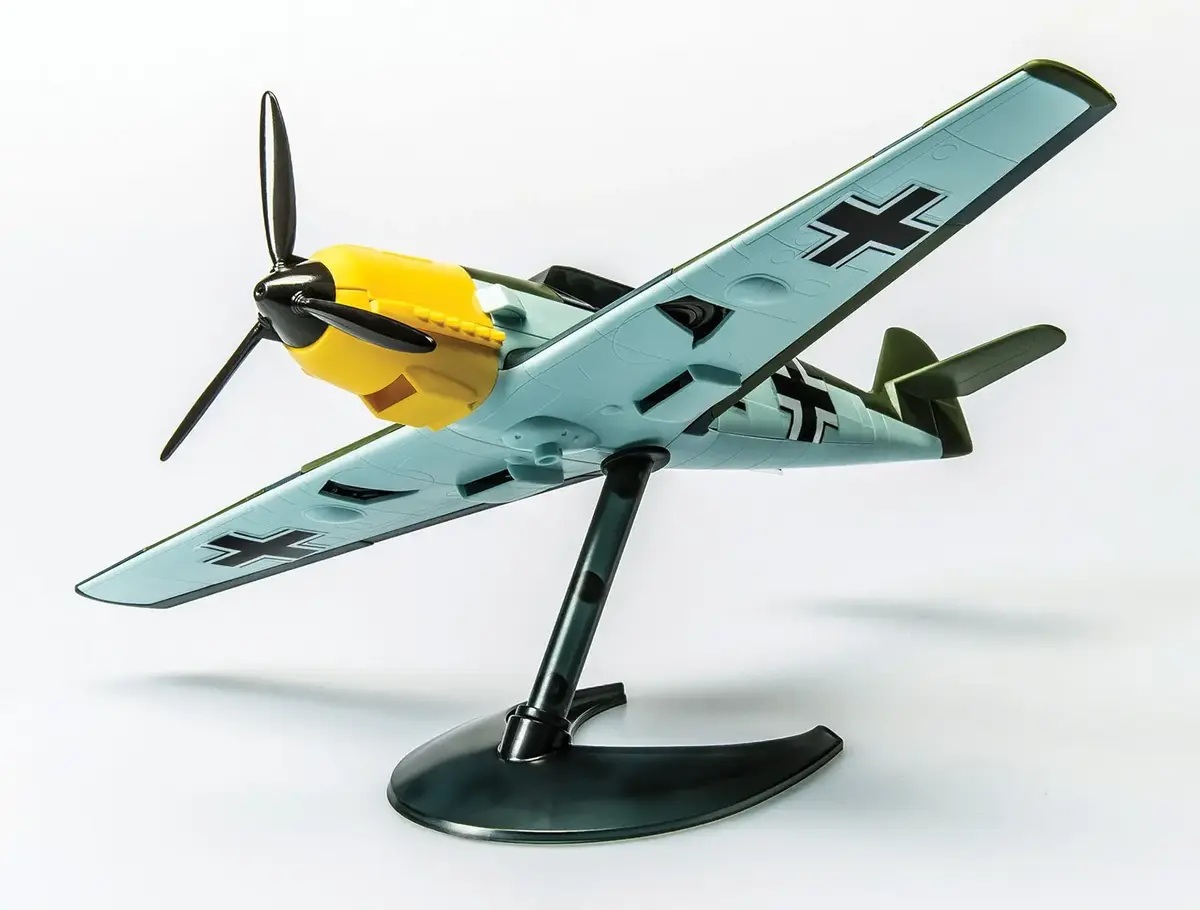 Сборная модель Airfix Quick Build Messerschmitt Bf109e Photo 5