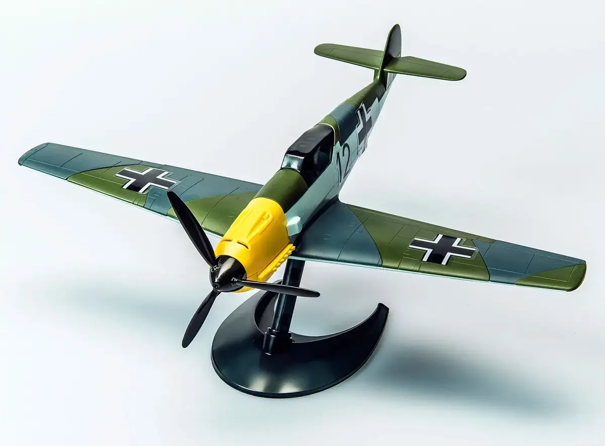 Сборная модель Airfix Quick Build Messerschmitt Bf109e Photo 6