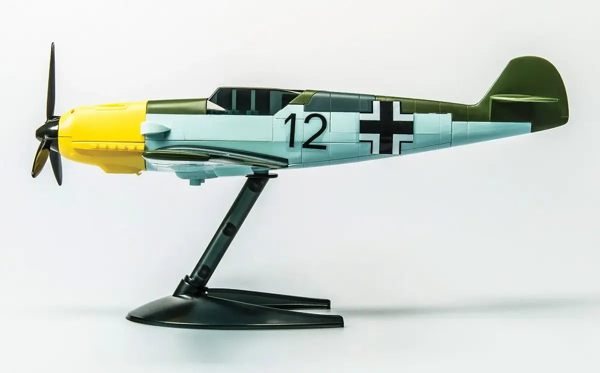 Сборная модель Airfix Quick Build Messerschmitt Bf109e Photo 7