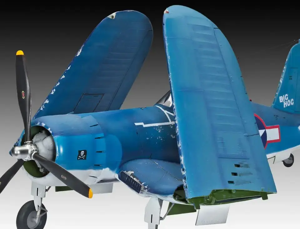 REVELL Vought F4U-1A Corsair модель 1:32 Photo 5