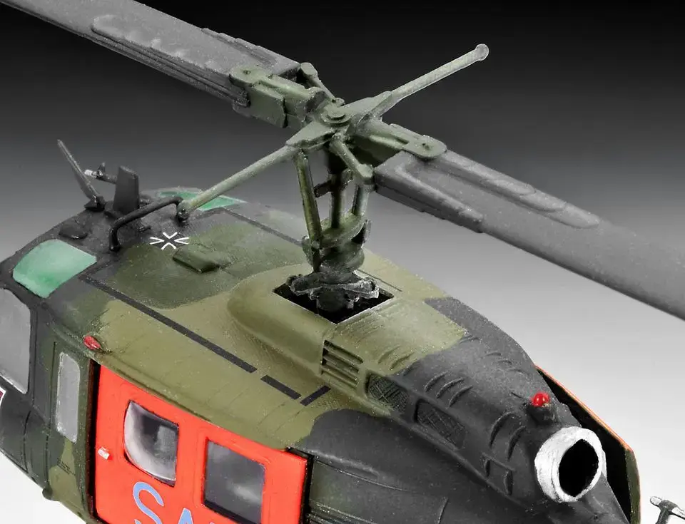 REVELL Bell UH-1D SAR набор 1:72 Photo 3