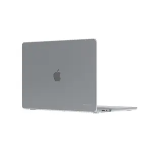 Чехол‑крышка для MacBook Air 15" от d bramante — Iceland, прозрачный, совместим с M2/M3, 38,1 см, 296 г