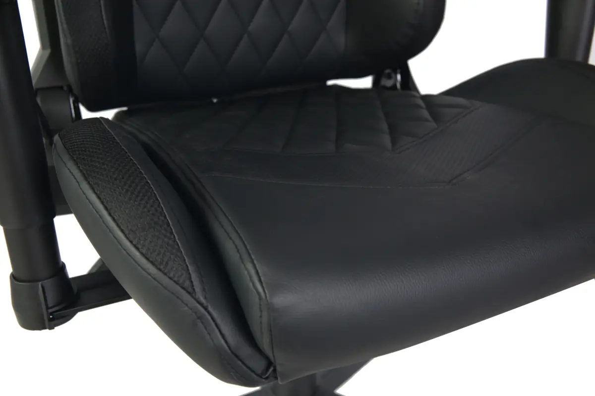 Deltaco Gaming GAM-080 Universal Gaming Chair Photo 6