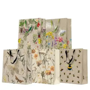 Gift Bag Paw Decor Collection Medium 20x25x10 cm, mix patterns