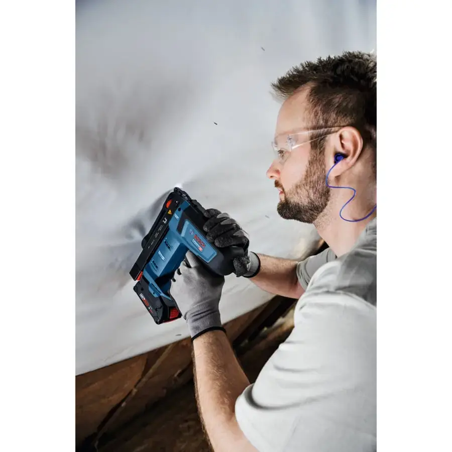 Bosch GTH 18V-14 Professional cordless wood stapler Photo 3