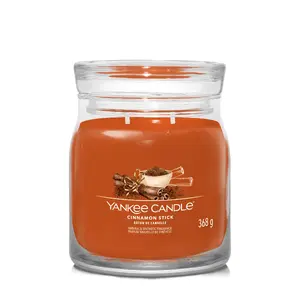 Yankee Candle Cinnamon Stick — Round Glass Wax Candle, Cardamom Cedarwood Cinnamon Clove, 114 mm × 93 mm, 368 g