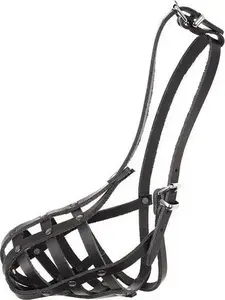 Muzzle Dino leather riveted 4-stud 'Pudel' model 60004, size not specified