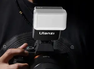Flash Unit Ulanzi SB9168 (GN32, CCT 5600K, 1/200–1/10000s, Hotshoe, Diffuser)