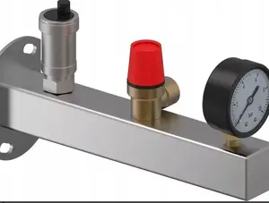 Группа безопасности 6 бар INOX с манометром, предохранительным клапаном и автоматическим воздухоотводчиком для ГВС - Uponor
