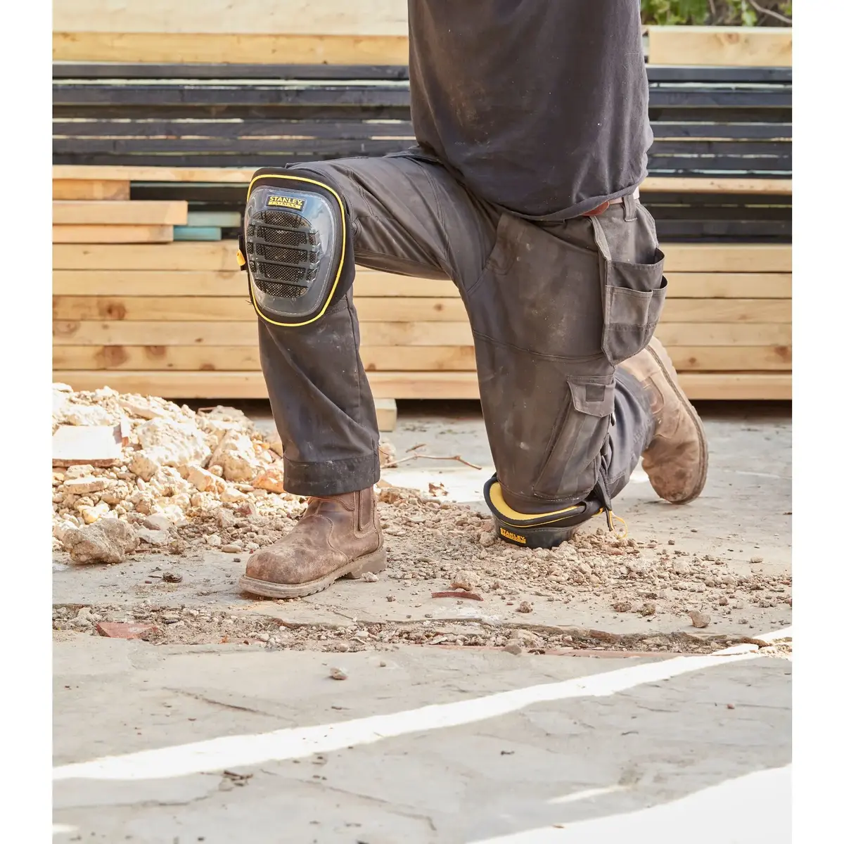 STANLEY FATMAX FMST82960-1 safety knee pad Photo 3