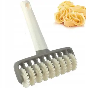 Cutting wheel knife for pasta and dough with serrated edge 4 cm Brunbeste BB-3598