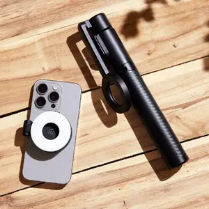 Selfie nūja ar statīvu un LED gaismu Adam Elements Selfie Pro — Bluetooth, magnētiska, melna