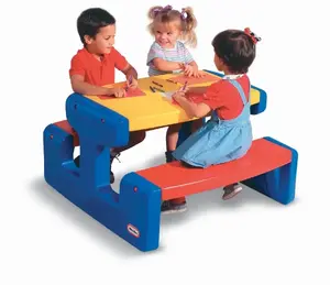 Bērnu piknika galds Little Tikes Large Picnic Table Primary — 6 vietas, 891.5×931.2×525 mm, iekštelpām/ārtelpām, plastmasa
