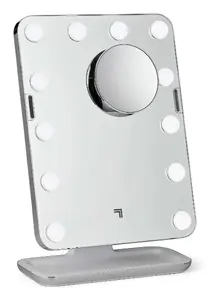 Brīvi stāvošs taisnstūrveida LED grima spogulis Sharper Image 1270016341 — skārienvadība, bateriju barošana, 142.7×299.7×449.5 mm