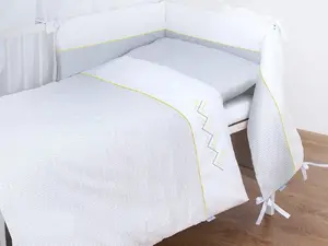 estilex Gultiņas Veļas Komplekts ar Aizsargmalu 100×135 cm Bianco Zigzag