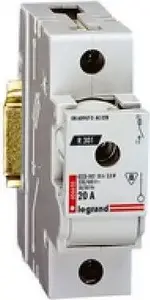 Разъединитель-предохранитель 1P 16A D02 Legrand R301 MAKS без плавких вставок (606614)
